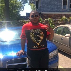 Meet your Posher, Larry